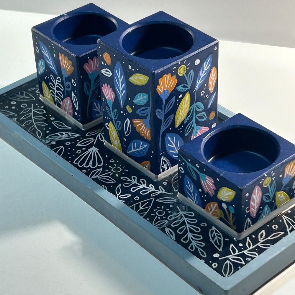 "FunnyFlowers" (Teelichthalter)