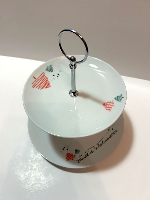 "Endlich Weihnachten", (Etagere, zweiteilig mit Halterung)