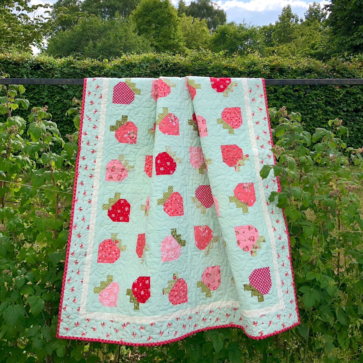 Wild Strawberries - Anleitung von Cakestandquilts