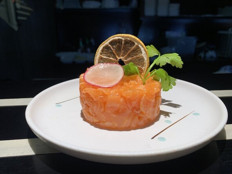 45.Sake tartare spicy