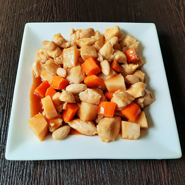 253.POLLO ALLE MANDORLE