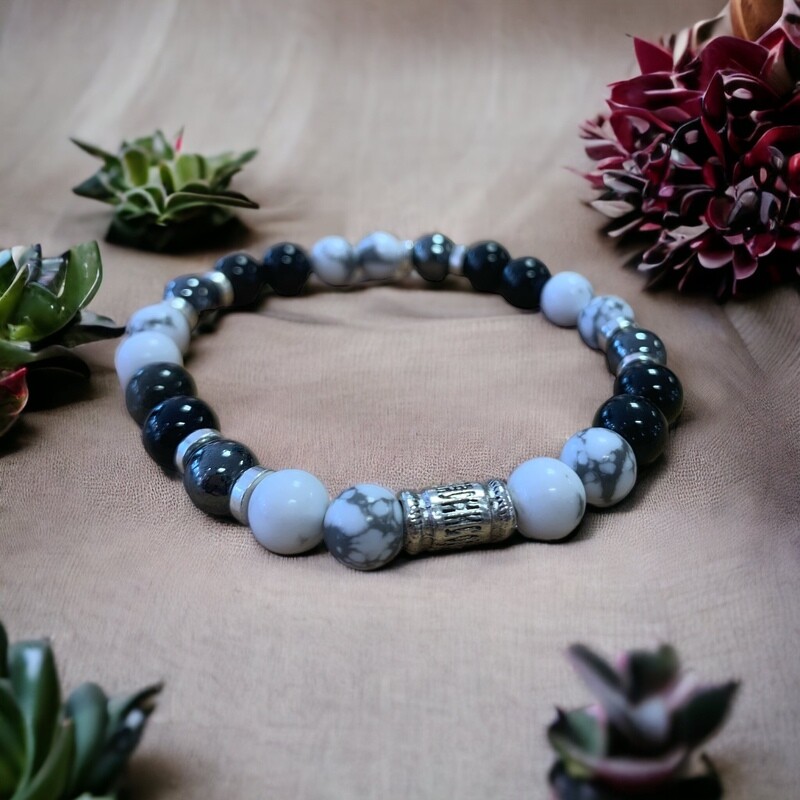 Bracelet j'avance en confiance, je suis protégé -Howlite , Hématite , agate noire Bracelet j'avance en confiance, je suis protégé -Howlite , Hématite , agate noire
