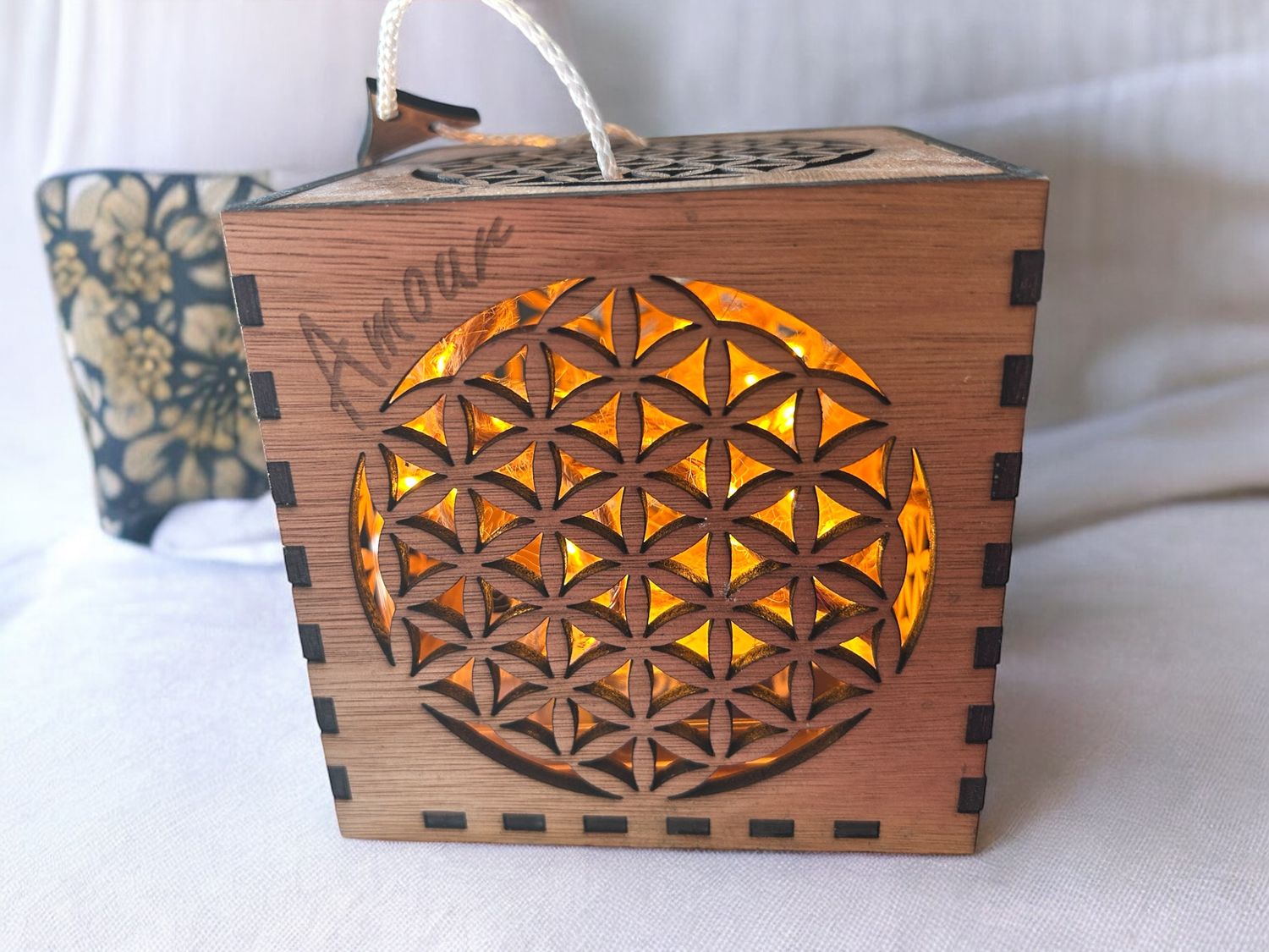 cube fleur de vie lumineux 10x10