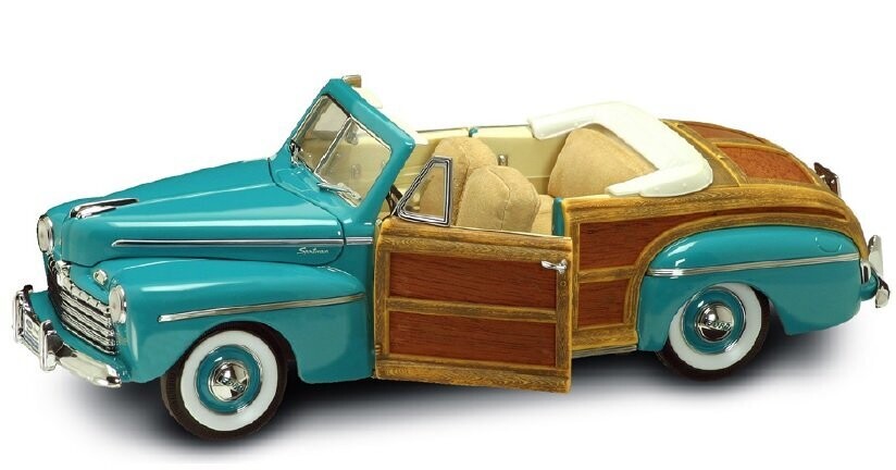 Modellino Auto 1946 FORD Sportsman Convertible