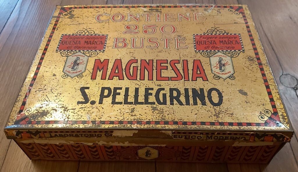 Scatola Latta Magnesia S. Pellegrino Primi del ‘900 Vintage