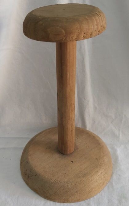 Supporto Porta Cappello Berretto Parrucca in Legno Vintage Fine ‘800