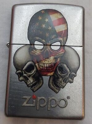 Accendino Zippo Three Skulls 15L022 Collezione Vintage