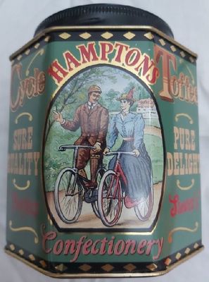 Scatola Latta Ottagonale Tin Box Hamptons Cycle Toffee Pastilles and Gums Vintage
