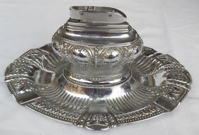 Accendino Tavolo con Piattino Posacenere Accendi Fiammiferi Metallo Vintage