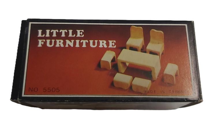 Giocattolo Set Miniatura Mobili Componibili Legno Salottino Bambole Little Forniture