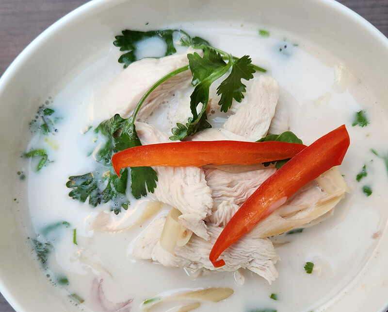 Soupe de poulet au lait de coco