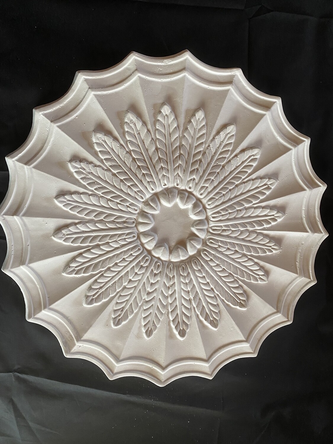 Flowered plaster Ceiling Rose