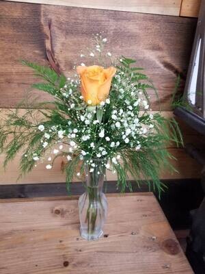 Bud Vases &amp; Small Arrangements
