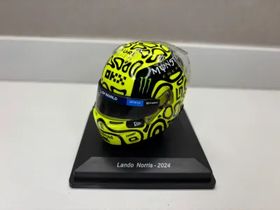 Lando Norris 2024 1:5 Mini Helmet