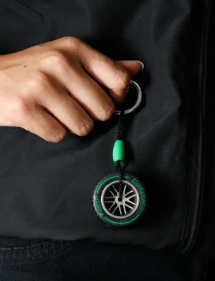 Pirelli Llavero Neumático Intermedio - Green