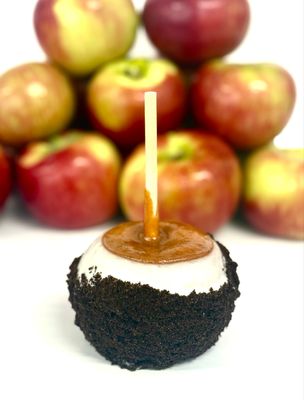 Oreo Caramel Apple
