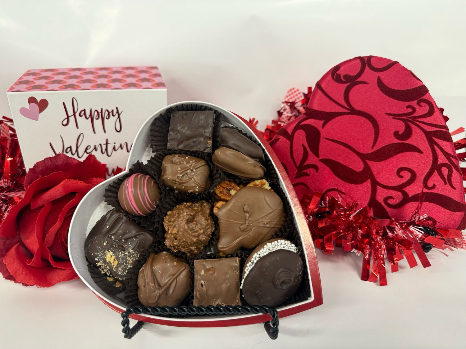 Pre-Packed 1/2 lb Red Satin Swirl Heart