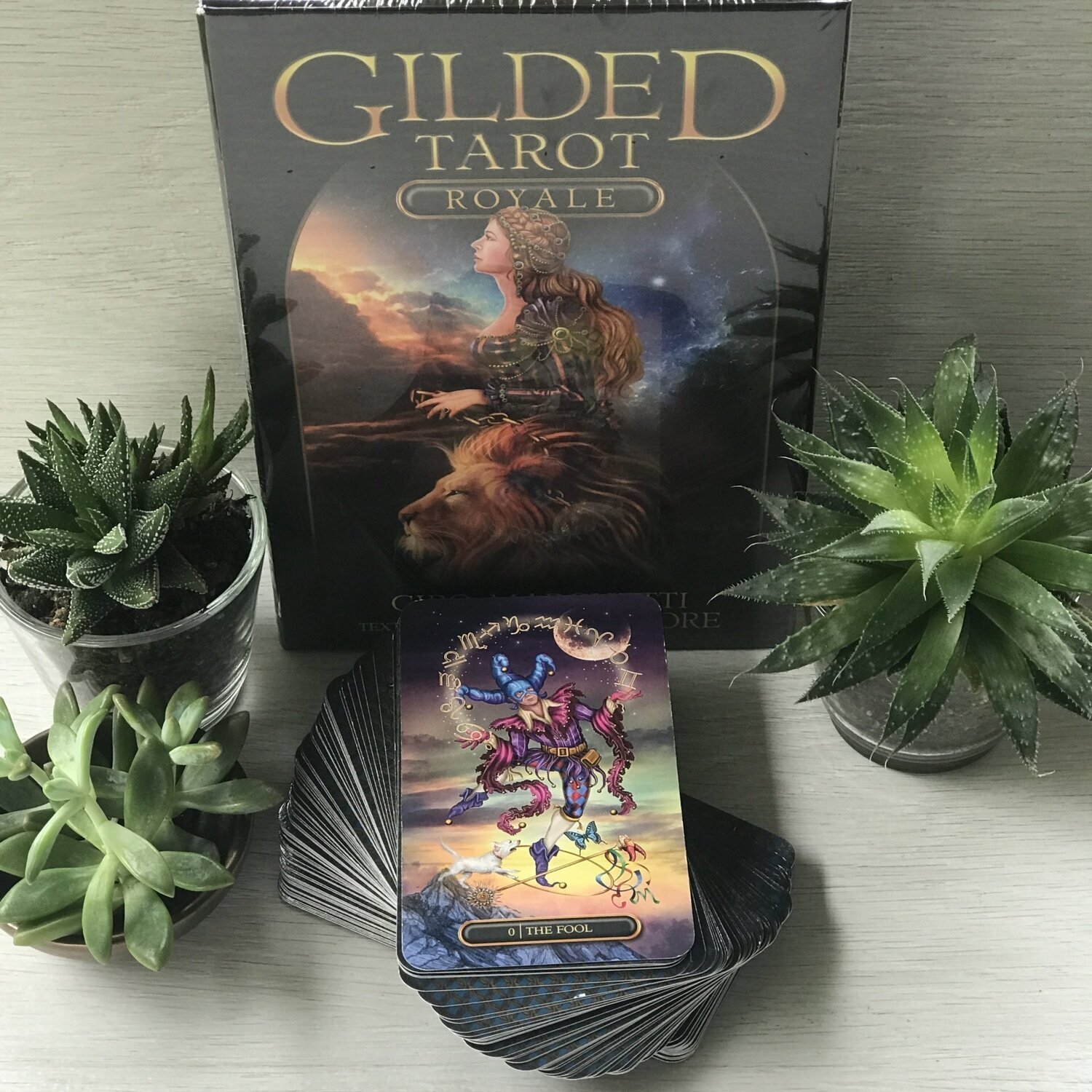 Gilded Tarot Royale, Kit