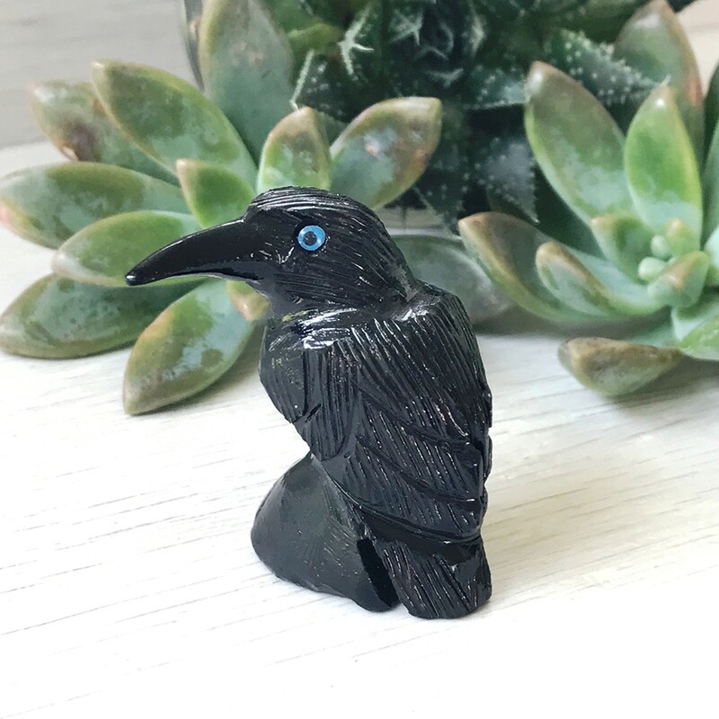 Crow Carving, Onyx Small