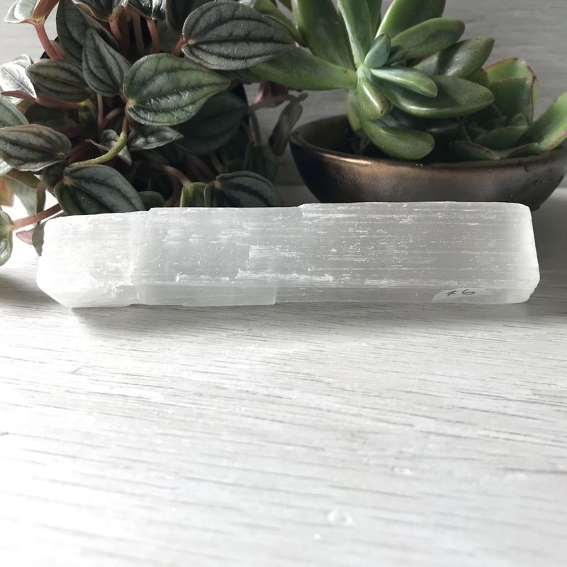 Selenite Logs