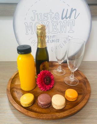Prosecco/Jus d'orange/macarons
