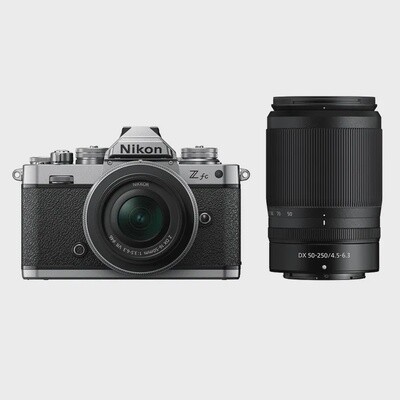 Nikon Z FC 16-50mm VR + 50-250mm Twin Kit