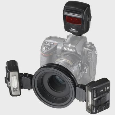 Nikon R1C1 Wireless Close-Up Speedlight System