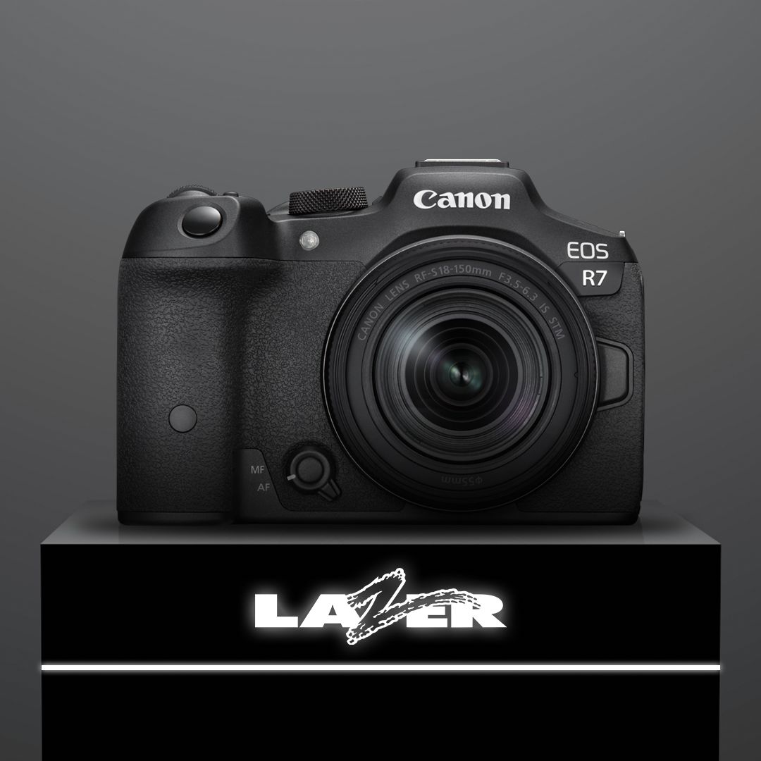 Canon EOS R7 with RF-S 18-150mm F3.5-6.3 IS STM Kit