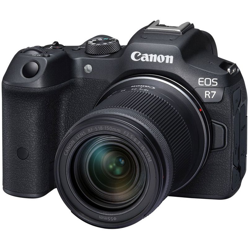 Canon EOS R7 with RF-S 18-150mm F3.5-6.3 IS STM Kit