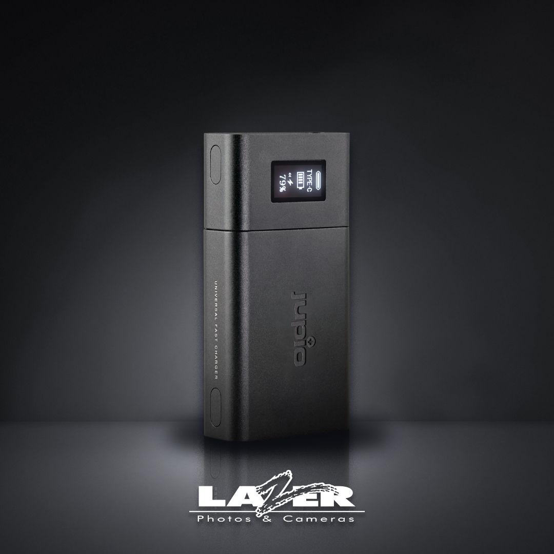 JUPIO UNIVERSAL USB-C FAST CHARGER WITH OLED DISPLAY &amp; USB-C INPUT/OUTPUT