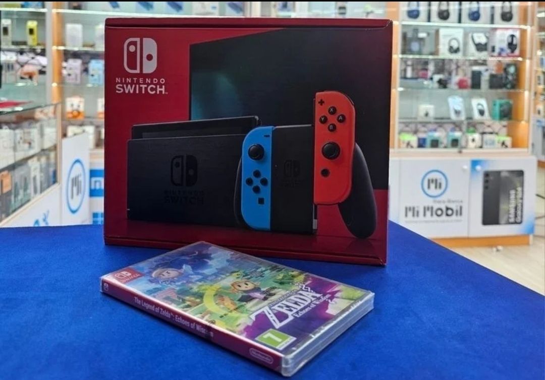 Nintendo Switch 6,2" Joy Con Azul y Rojo Neón