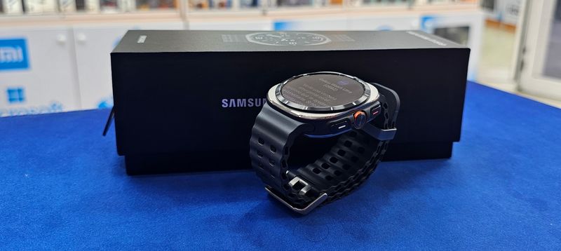 Samsung Galaxy Watch Ultra Titanium Silver