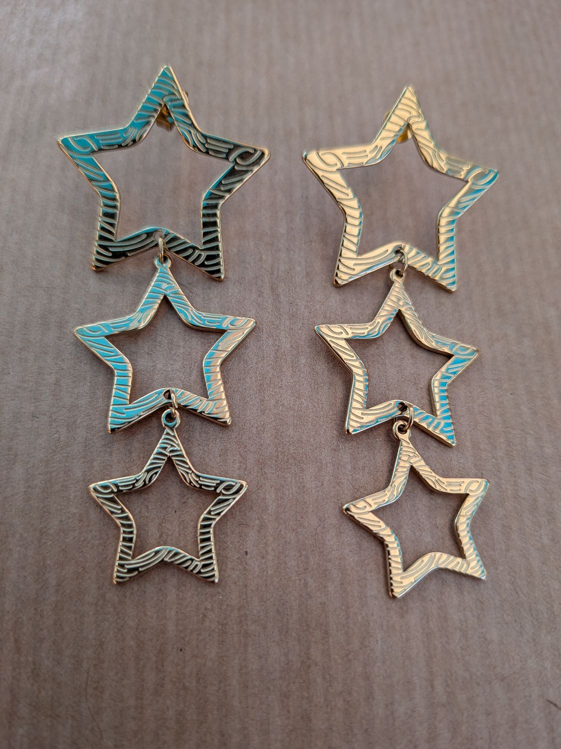 Boucle d'oreille cascade d'étoiles