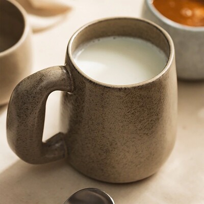 Fat Handle Ceramic Coffee Mug |Easy to Hold and Use | Tea Cup | Large 20 fl oz | Brown or Gray