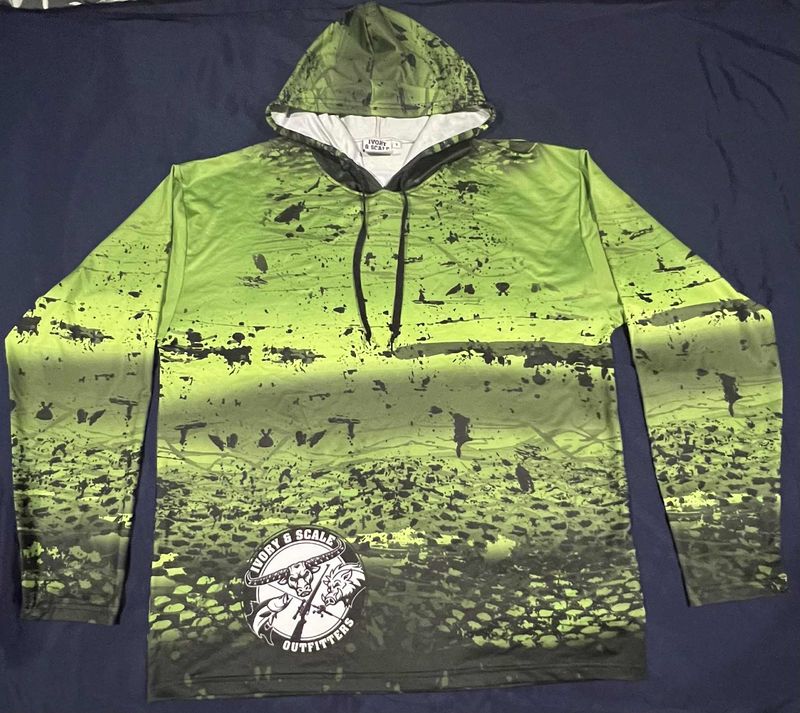 Long Sleeve Fishing Tee with hood - Green