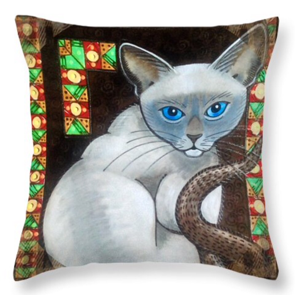 Cushion measuring 16x16 inches complete with zip and hollow fibre insert. Free Postage within uk 😀
