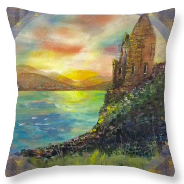 Cushion measuring 16x16 inches complete with zip and hollow fibre insert . Free Postage within uk 😀
