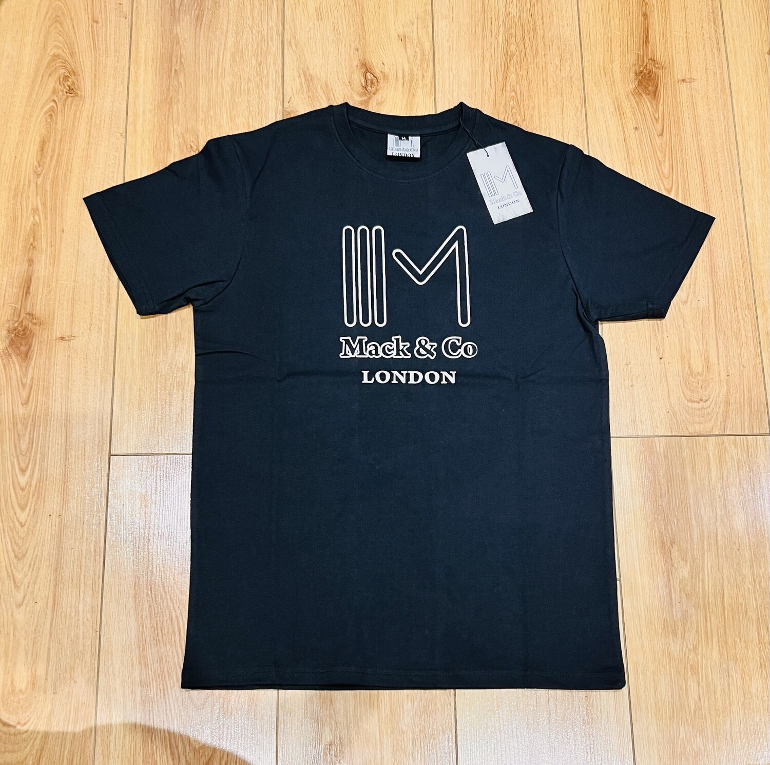T-shirt (BLACK) Mack &amp; Co LONDON