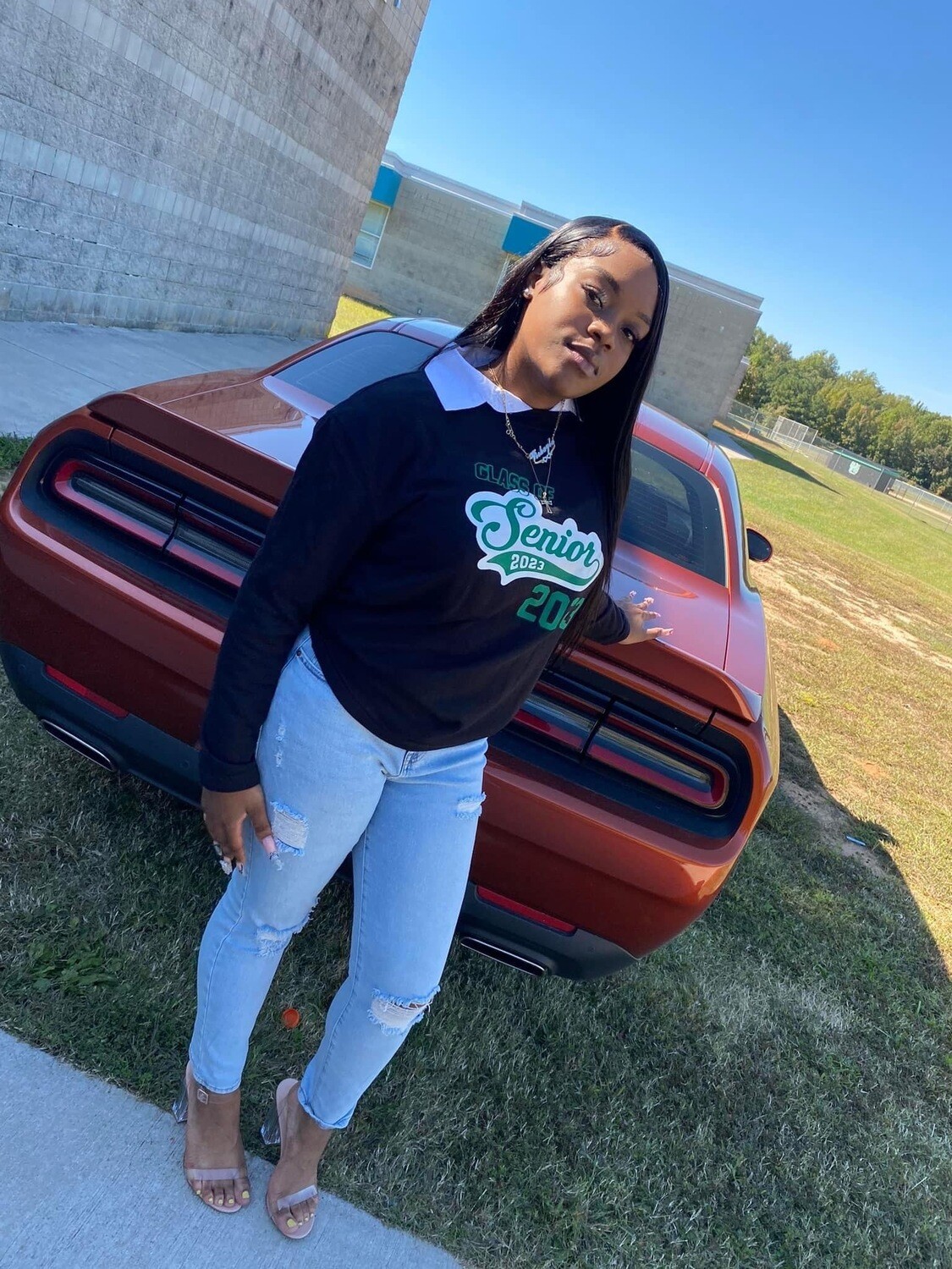 Sweat shirts &amp; T-Shirts