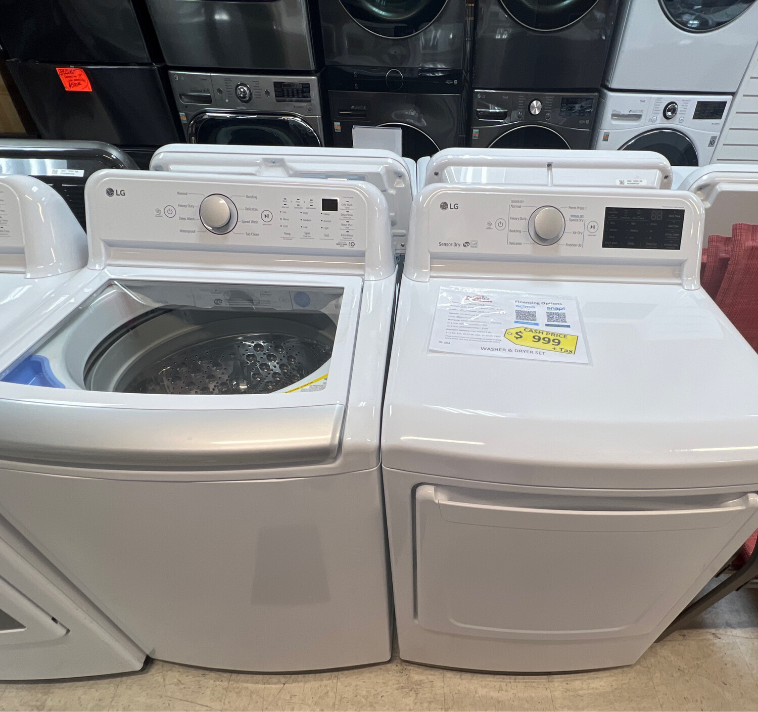 LG WT7150CW / DLE7100W Washer & Dryer Set
