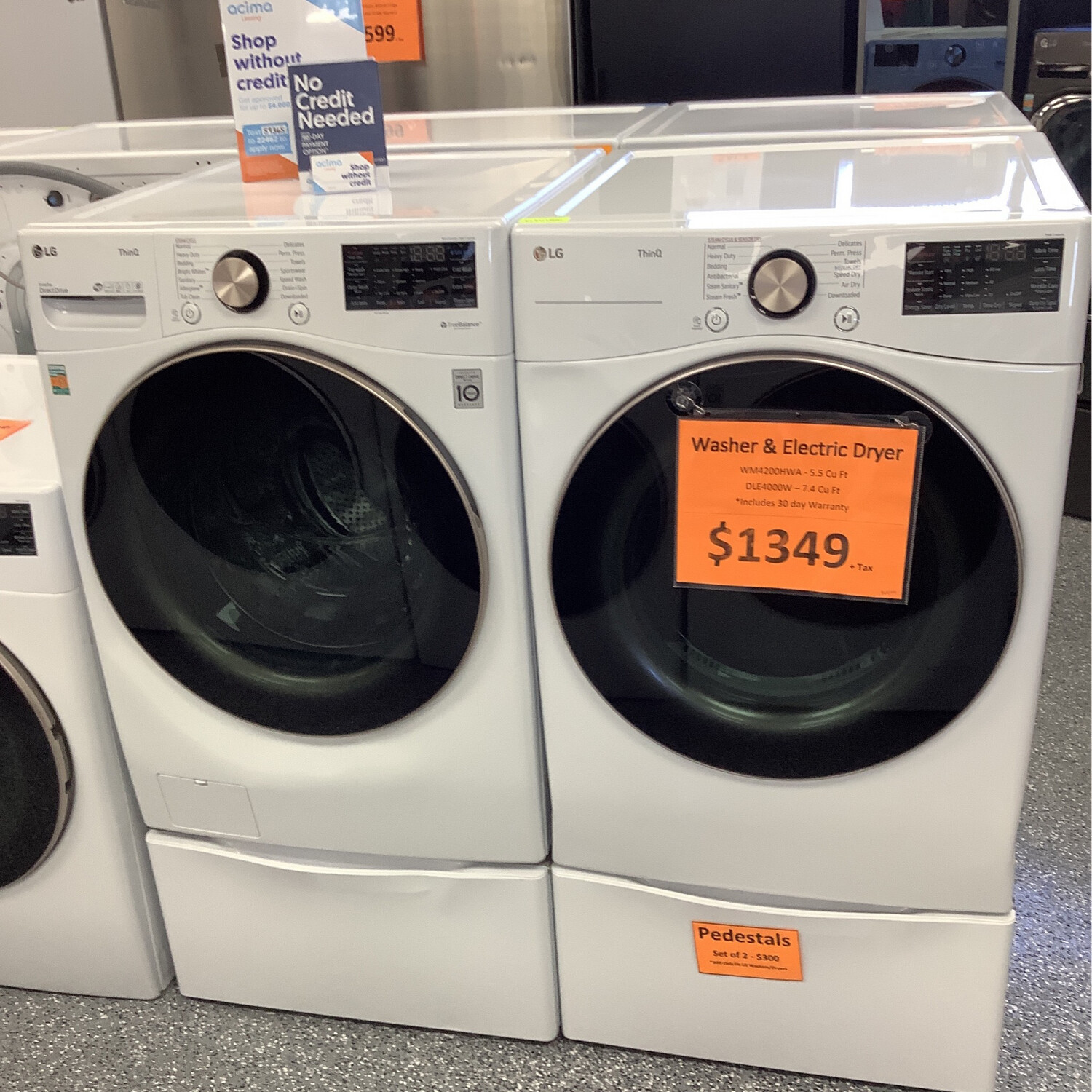 LG 5.0 cu. ft. Mega Capacity Smart wi-fi Enabled Front Load Washer with TurboWash™ 360° / 7.4 cu. ft. Front Load Electric Dryer with TurboSteam™