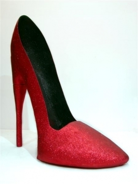 Giant Stiletto