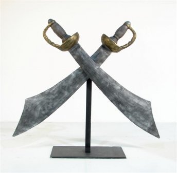 Giant Cutlass