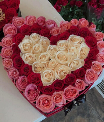 Heart of roses XXL 100 roses