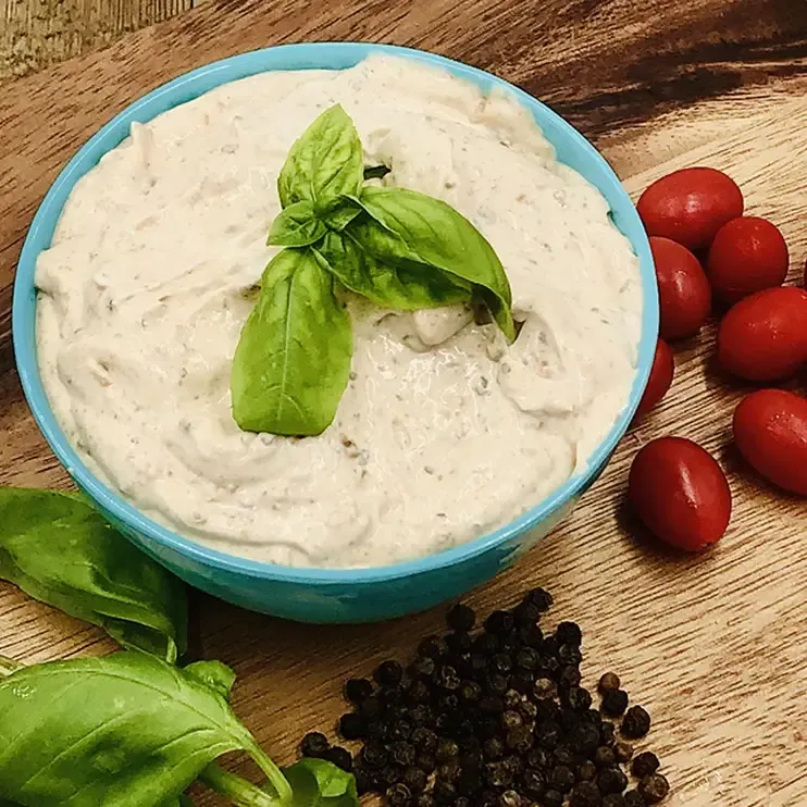 Carmie's Sundried Tomato Basil Dip
