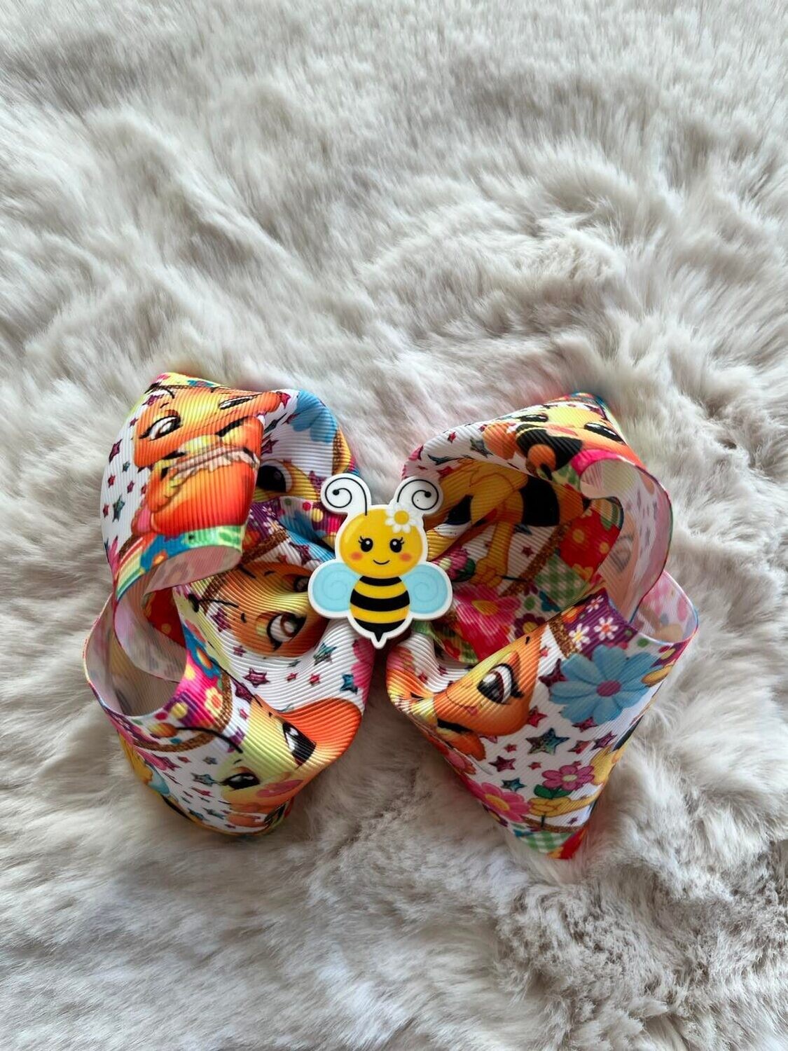 Bow1913 - Bee