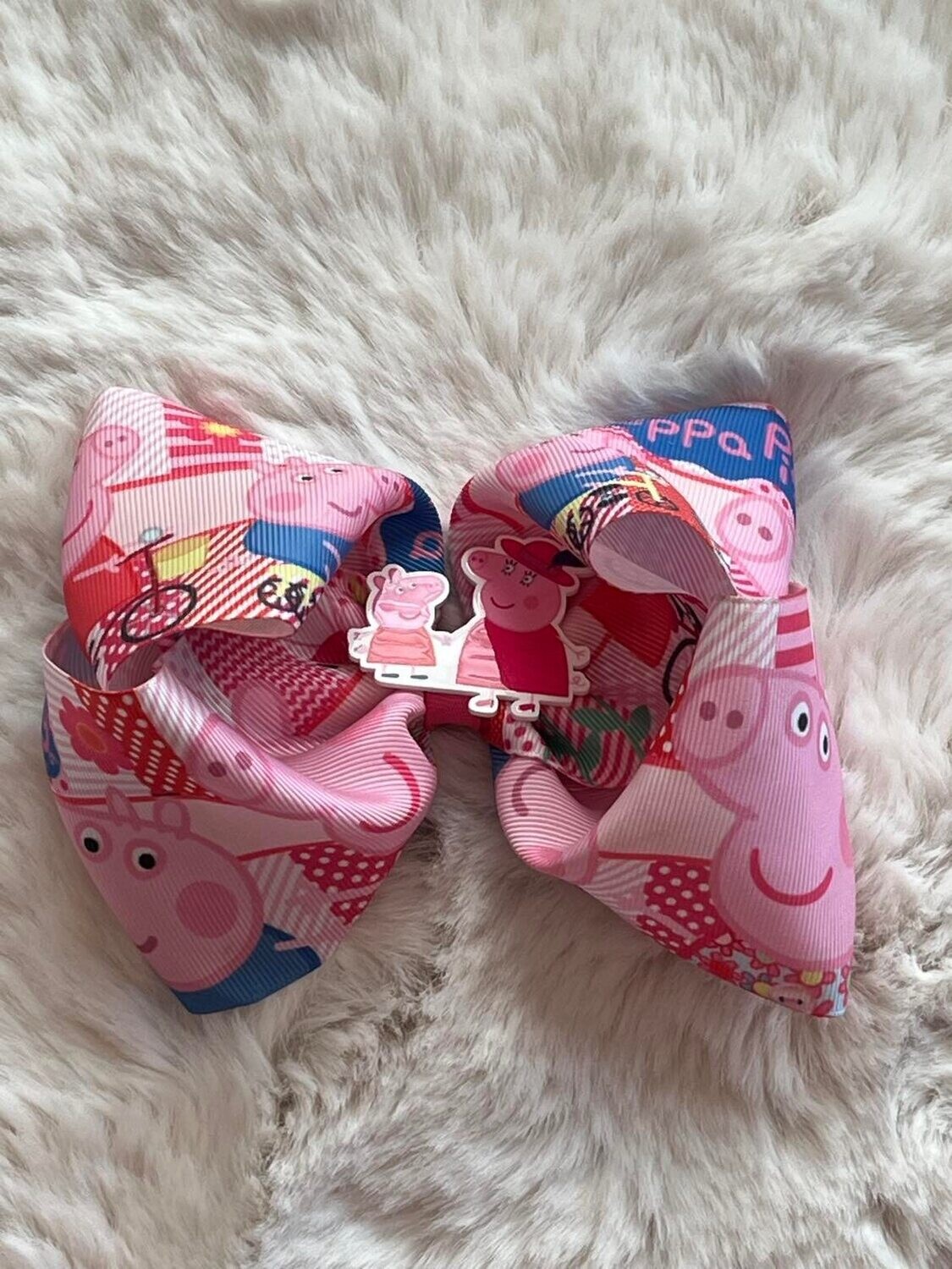 Bow1648 - Peppa - 6.5&quot;