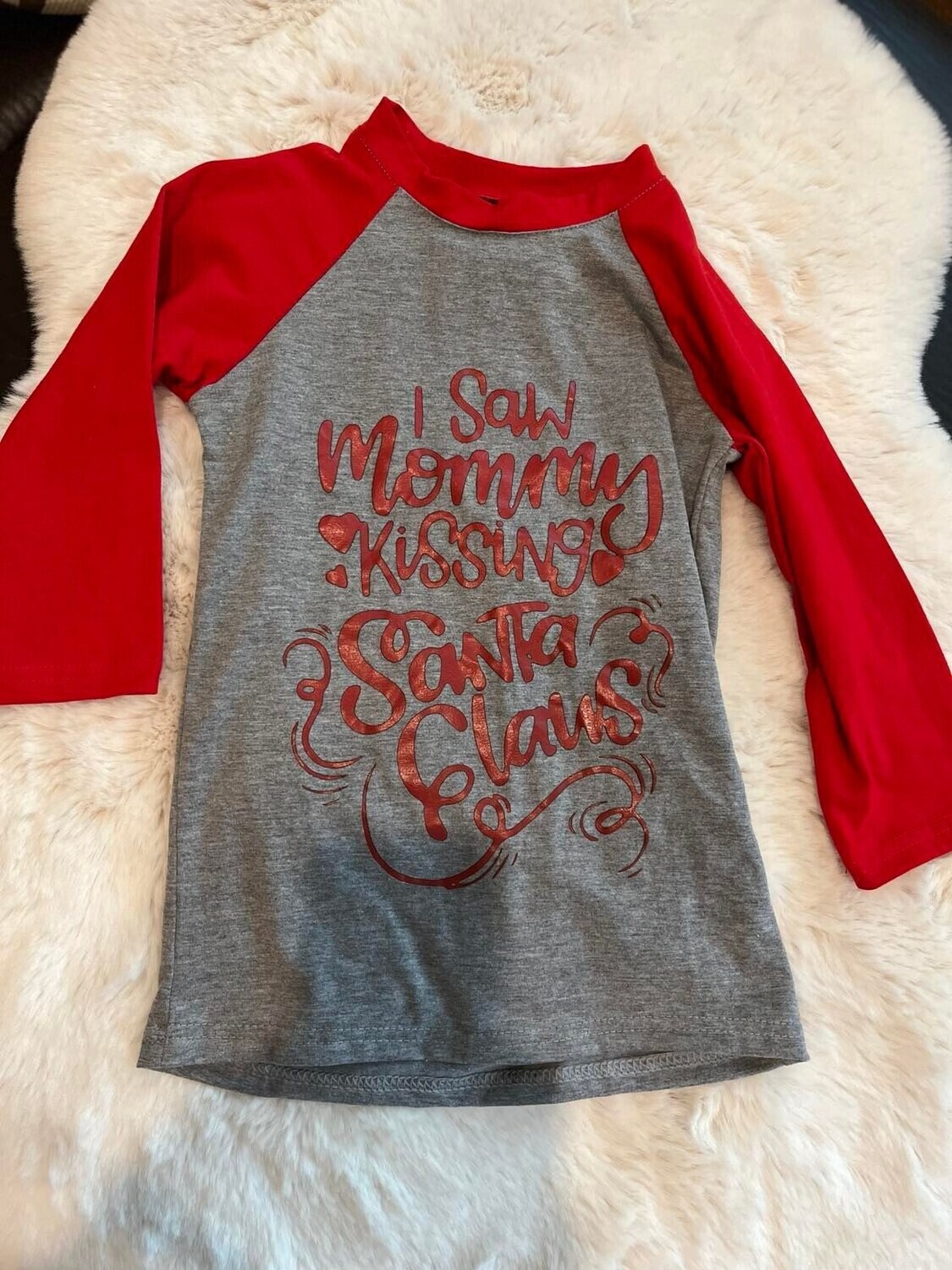 Mommy Kissing Santa Boy - 10/12