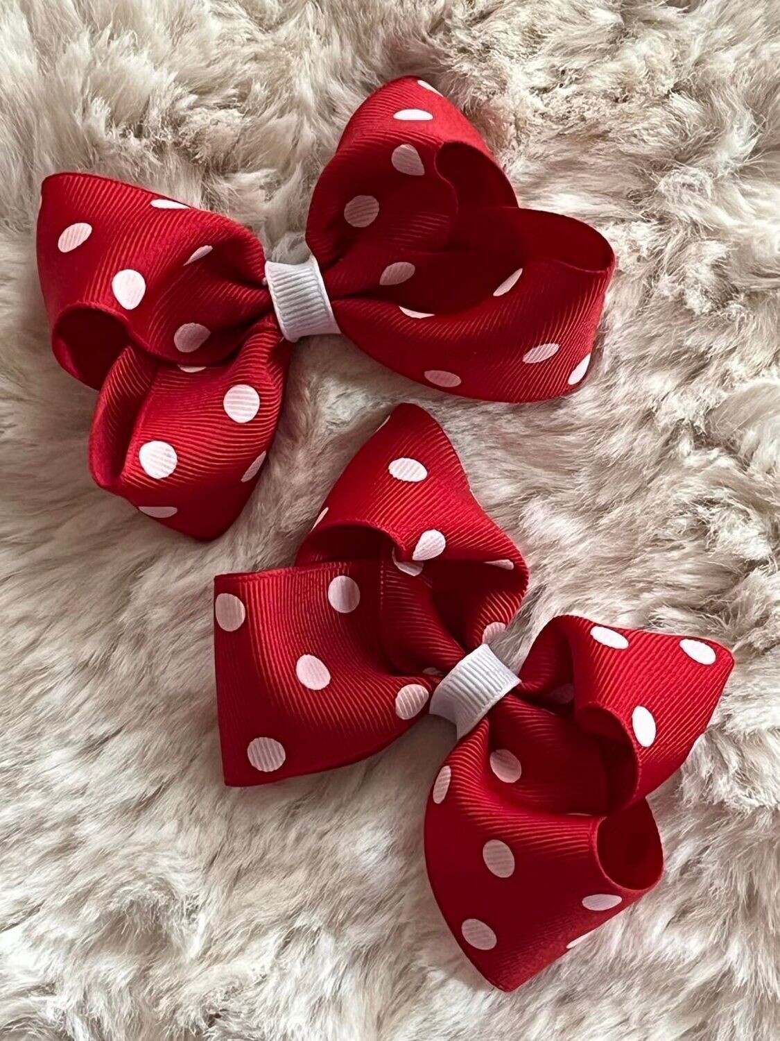 Bow2452 - Red with White Polka Dot Piggy Set