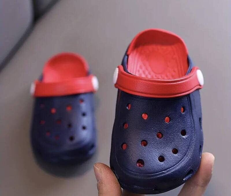 Blue croc - 6 Toddler